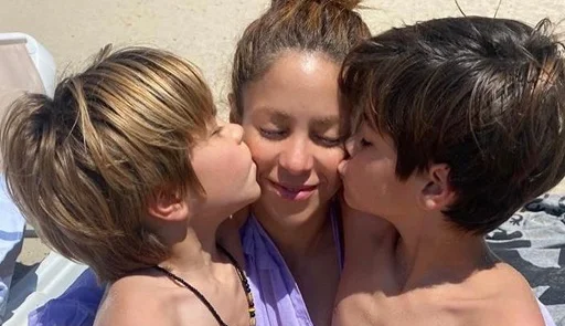 Piqué concede guarda total dos filhos para Shakira