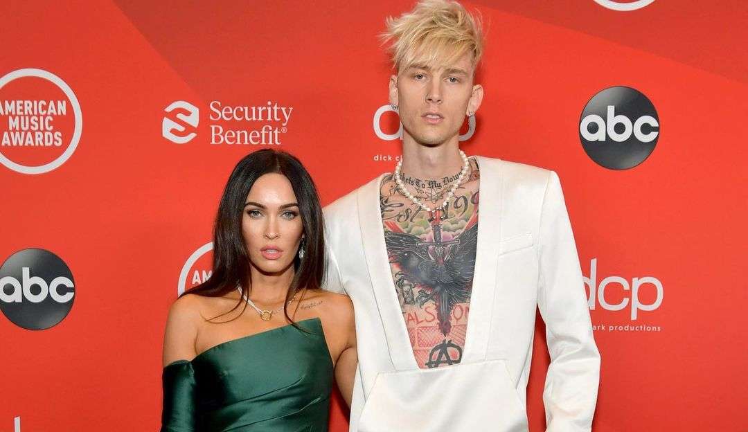 Megan Fox pausa preparativos do casamento mesmo com retorno do relacionamento