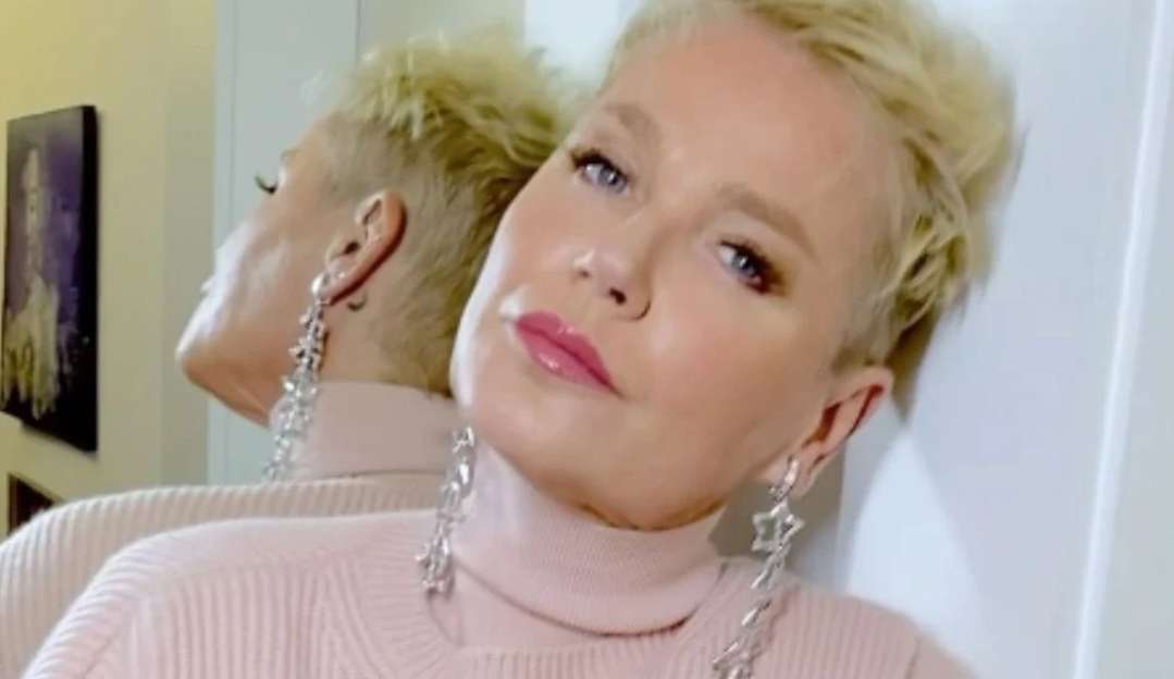 Xuxa pede prisão de Dalai Lama após “cena nojenta” com criança