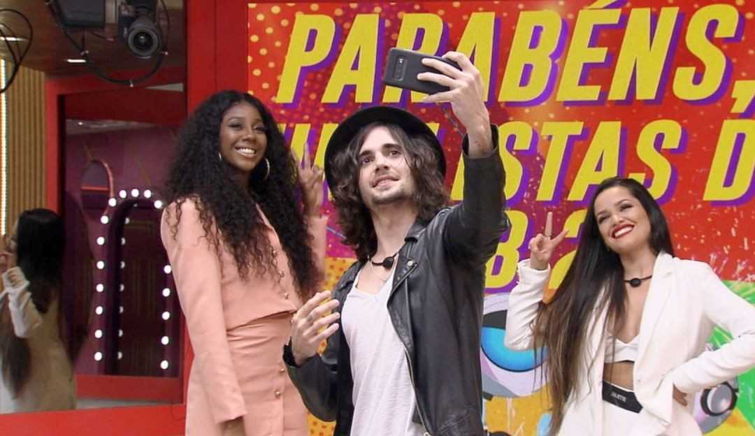 Os finalistas, do BBB21, falam o motivo que leva cada um a ganhar o prêmio no valor de um milhão e meio
