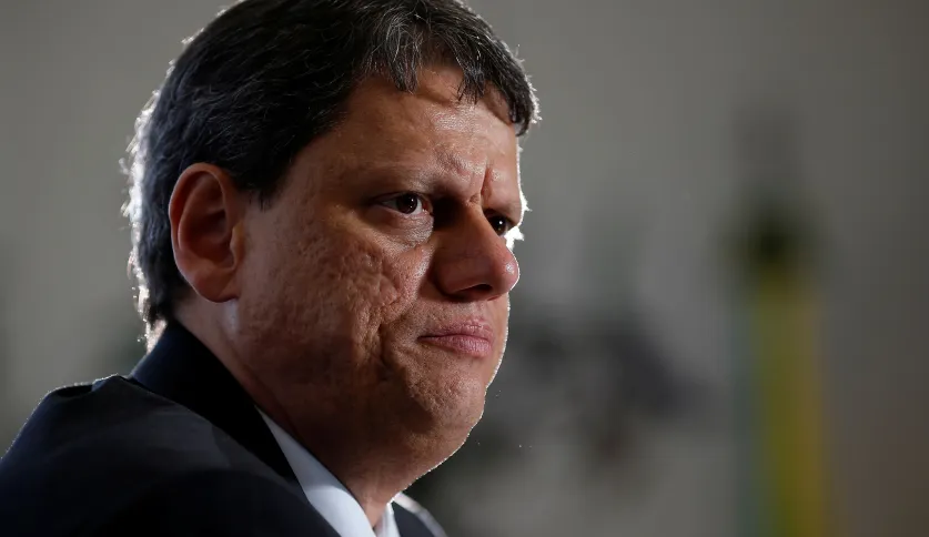 Governador de São Paulo anuncia psicólogos e vigilantes privados para combater ataques às escolas