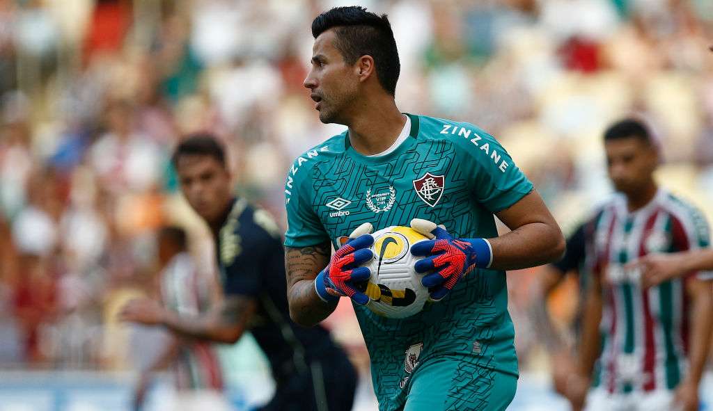 Goleiro Fábio é o primeiro atleta a atingir 100 jogos na Copa do Brasil