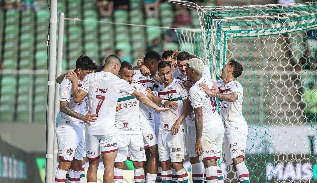 Mesmo com pênalti perdido, Fluminense visita o América-MG e sai com a vitória
