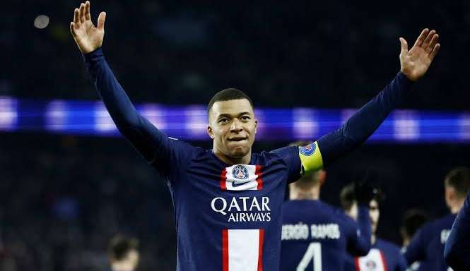 Mbappé ultrapassa Cavani e se torna o maior artilheiro do PSG no Campeonato Francês