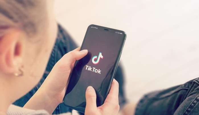 Estudo mostra redes sociais TikTok e BeReal como as mais consumidas pela geração Z