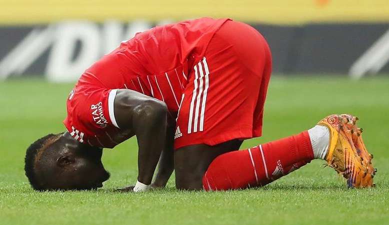 Bayern de Munique pretende negociar Mané ao fim da temporada, diz emissora alemã