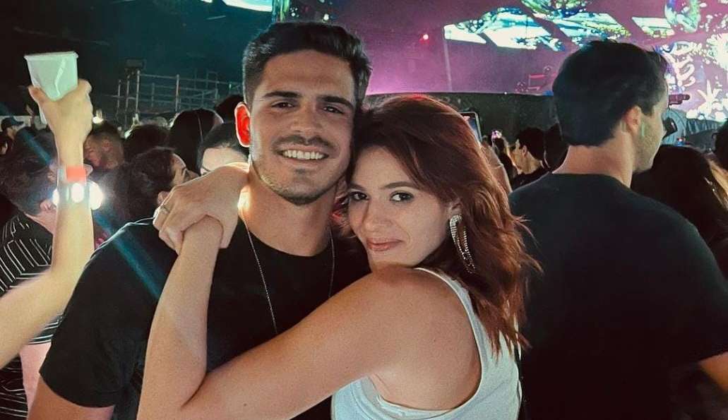 Ana Clara brinca com comentários de que está vivendo um namoro fake