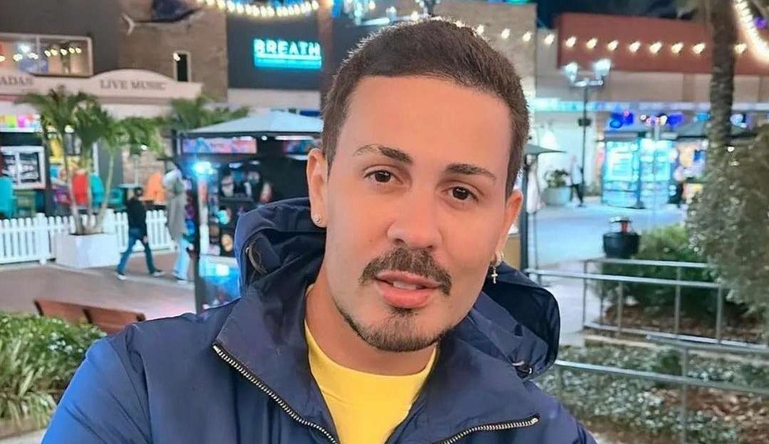 Carlinhos Maia posta foto e internautas dizem que foi indireta para Emily Garcia