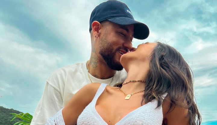 Neymar e Bruna Biancardi anunciam gravidez: “Sonhamos com a sua vida e planejamos a chegada”