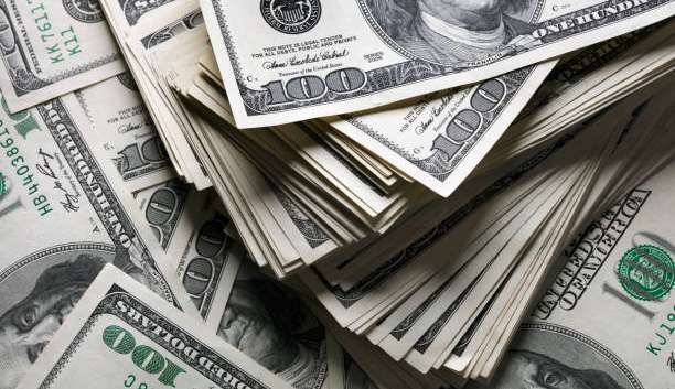 Dolar em alta em função da apresentação do novo arcabouço fiscal