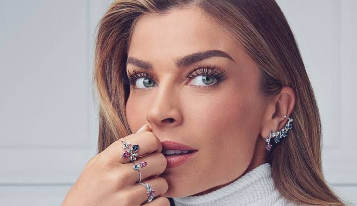 Grazi Massafera abre o coração e fala sobre ajuda que recebeu dos amigos no início da carreira