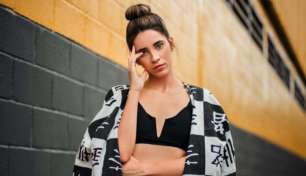 Veja cinco dicas para criar looks incríveis de street style neste outono