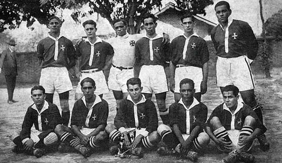 Vasco completa 100 anos da vitória em seu primeiro clássico