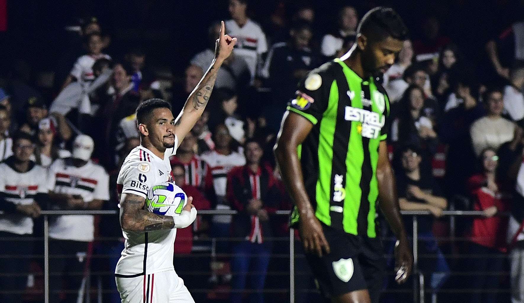 Em estreia de Dorival, São Paulo goleia América no Morumbi