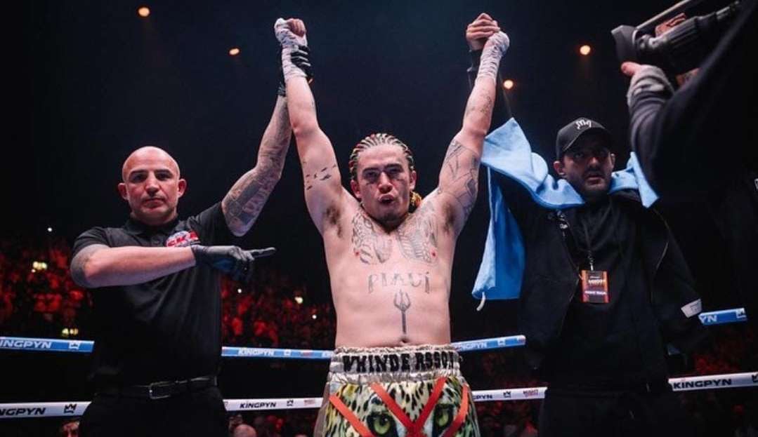 Whindersson Nunes ganha luta de boxe e artistas comentam vitória