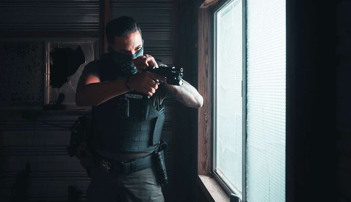 DuPont desenvolve colete à prova de balas 30% mais leve