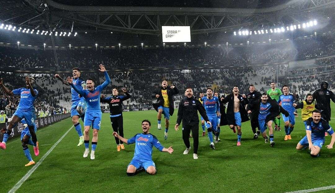 Napoli vence Juventus e fica mais perto de conquistar o Campeonato Italiano