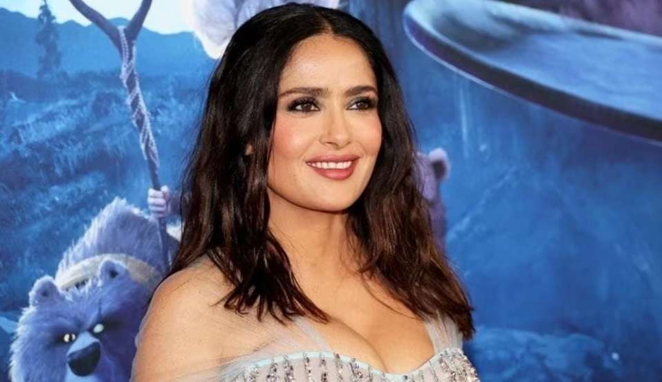 Salma Hayek publica bastidores da trilogia “Magic Mike”