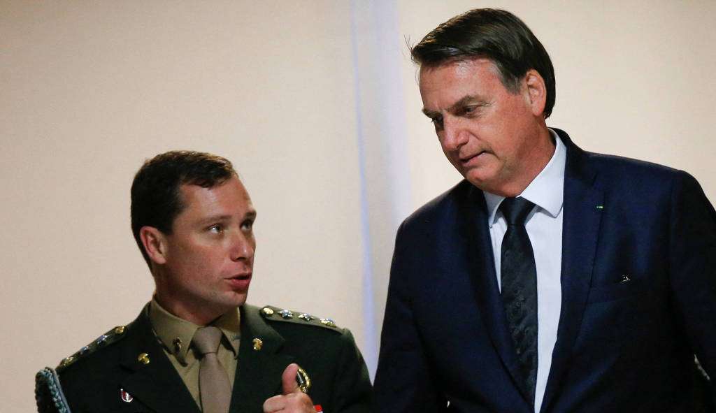 Mauro Cid, ex-assessor de Bolsonaro fez jogo duplo para reaver joias sauditas