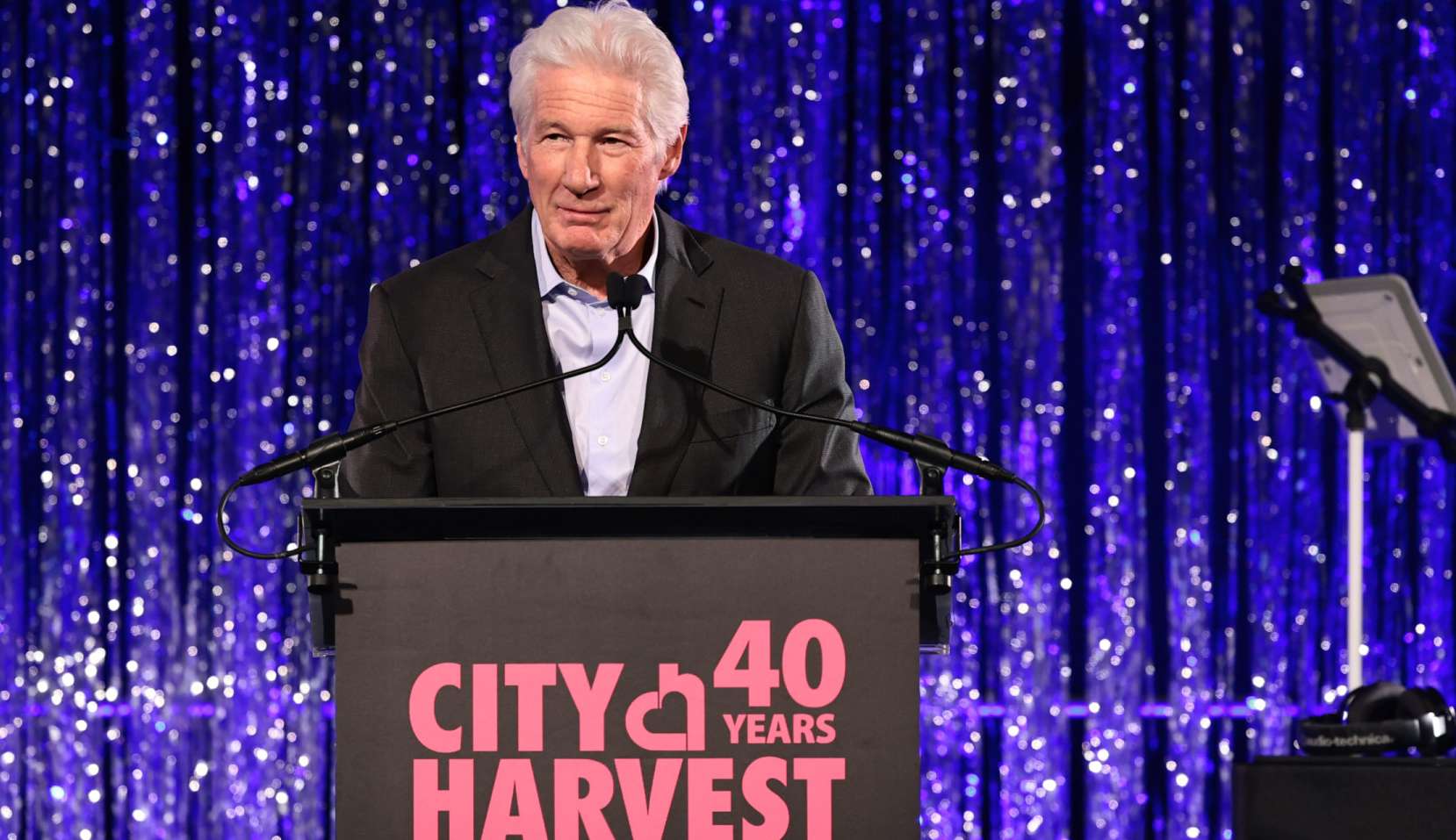 “Fome e desespero” Richard Gere relembra tempos difíceis no início de sua carreira