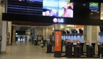 Passageira negra é retirada de voo da Gol por se recusar a despachar bagagem