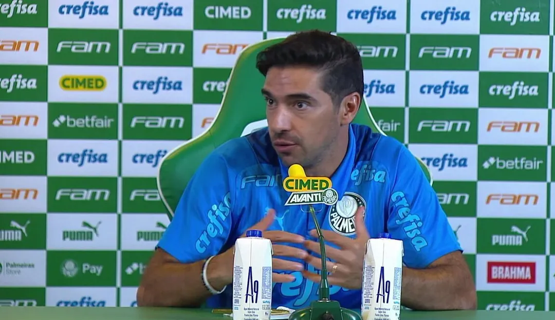 Técnico do Palmeiras é punido novamente no Brasileirão