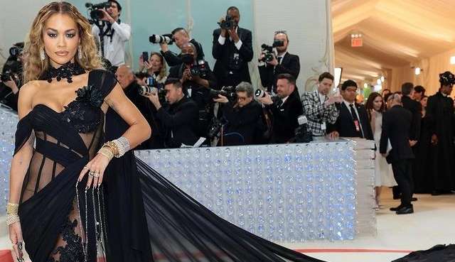 Met Gala 2023: transparência é destaque nos looks do tapete vermelho