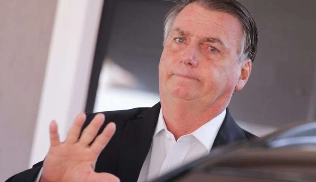 Entenda como funcionava suposto esquema de fraude em dados vacinais de Bolsonaro