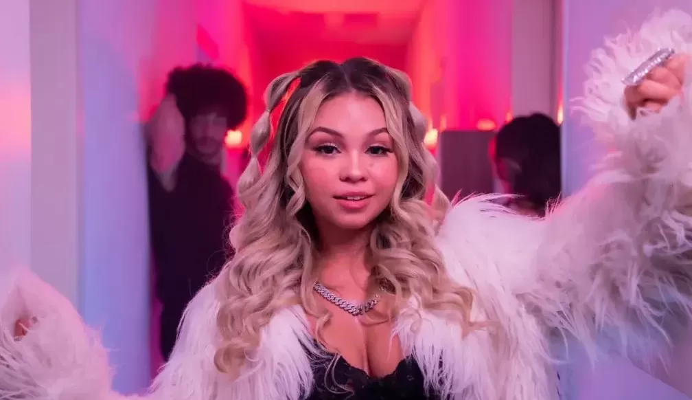 “Lovezinho” é removida das plataformas digitais