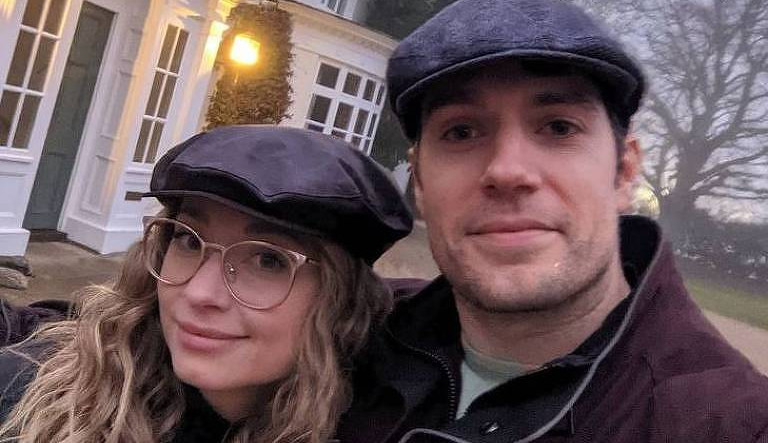 Henry Cavill desabafa após receber criticas em seu relacionamento: “É hora de parar”