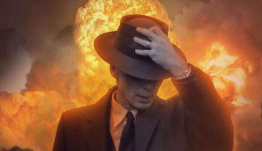 Filme “Oppenheimer”, de Christopher Nolan, ganha novo poster com Cillian Murphy