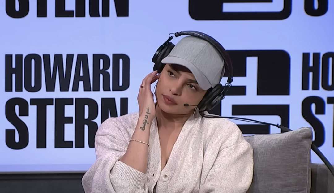 Priyanka Chopra fala sobre sua adolescência: “Meu pai instalou grades nas janelas”