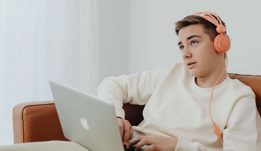 Especialistas se preocupam com aumento de sedentarismo na infância e na adolescência