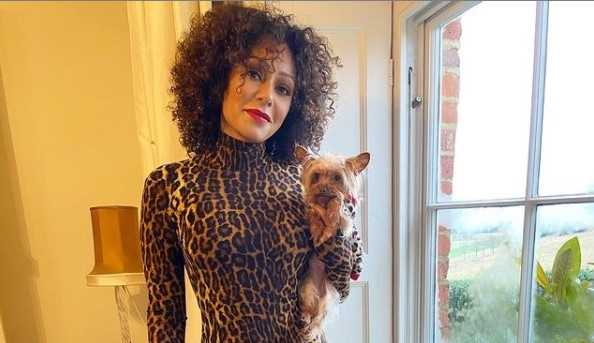 Ex Spice Girls revela sobre anos de violência doméstica sofrida