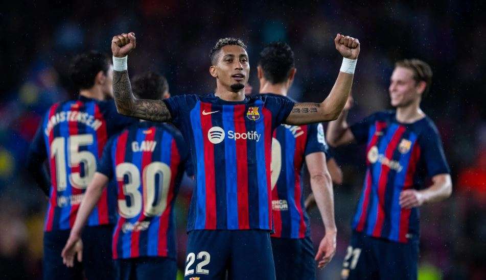 Raphinha vai até suas redes sociais para desmentir rumores de transferência