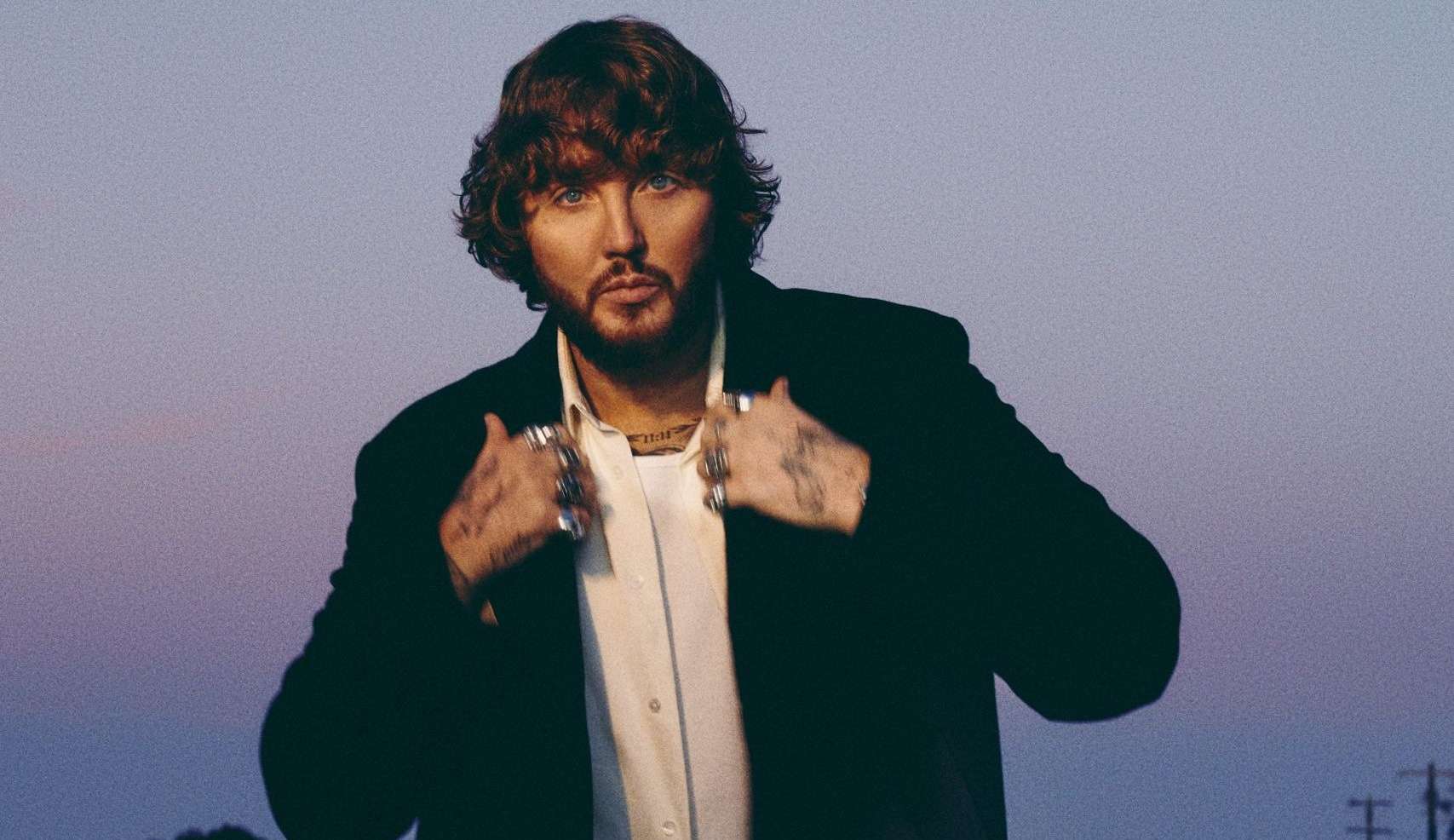 Novo single de James Arthur fala sobre relacionamento e superação