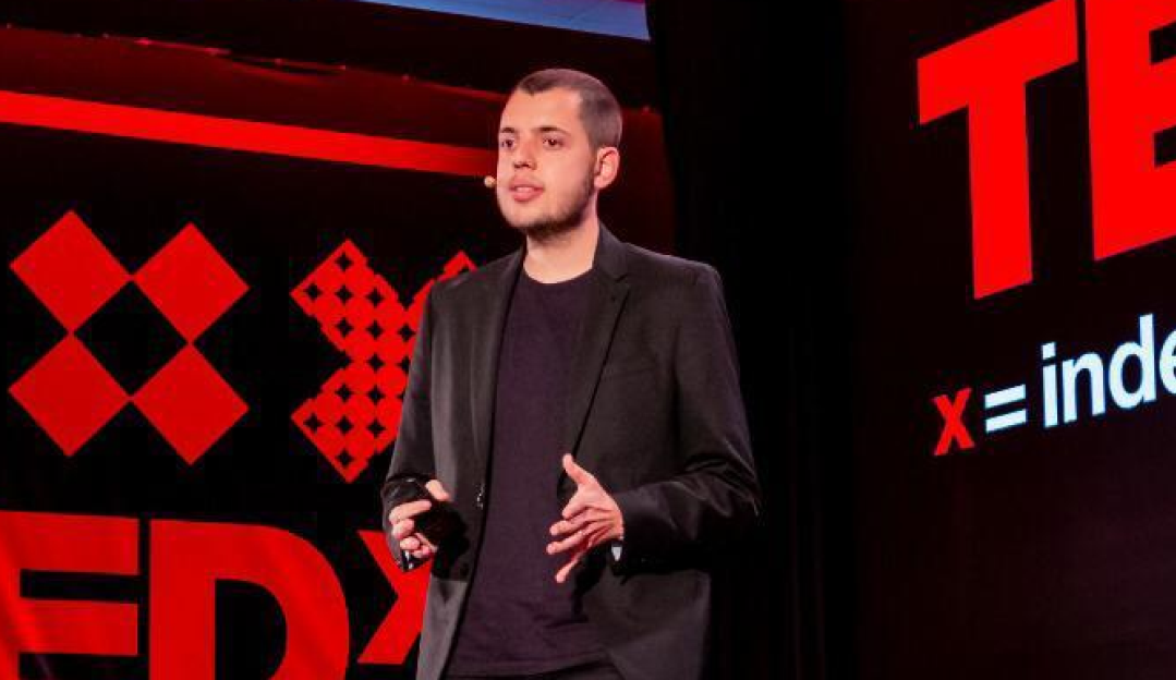 Referência Nacional: influenciador Junior Neves explica a importância da técnica em sua participação no TEDx