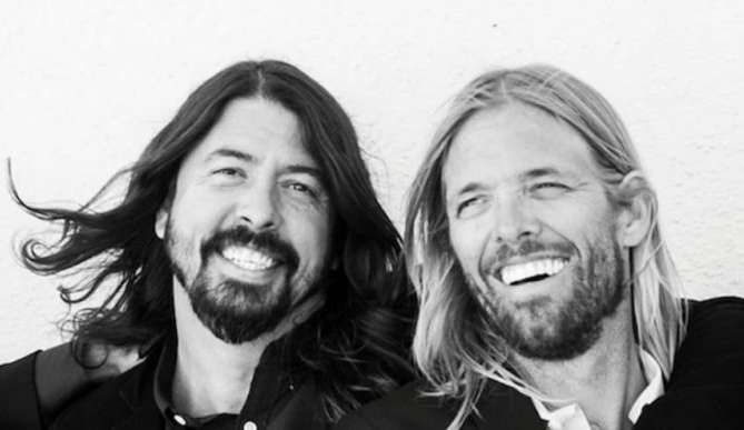 Foo Fighters lança nova música, “Under You”, e anuncia evento global gratuito