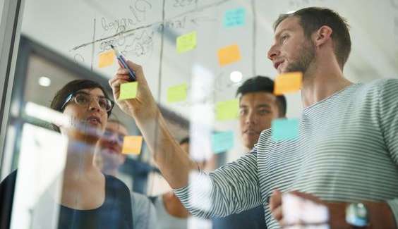 Confira cinco dicas para deixar a sua empresa atualizada de acordo com o mercado