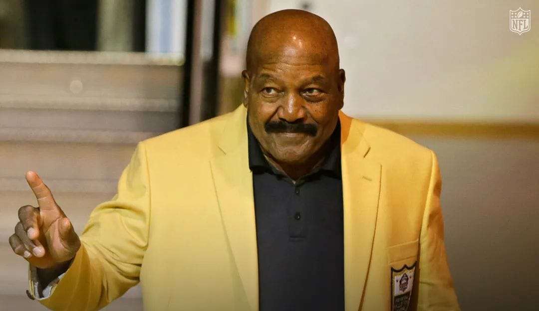 Jim Brown astro da NFL, ator e ativista morre aos 87 anos