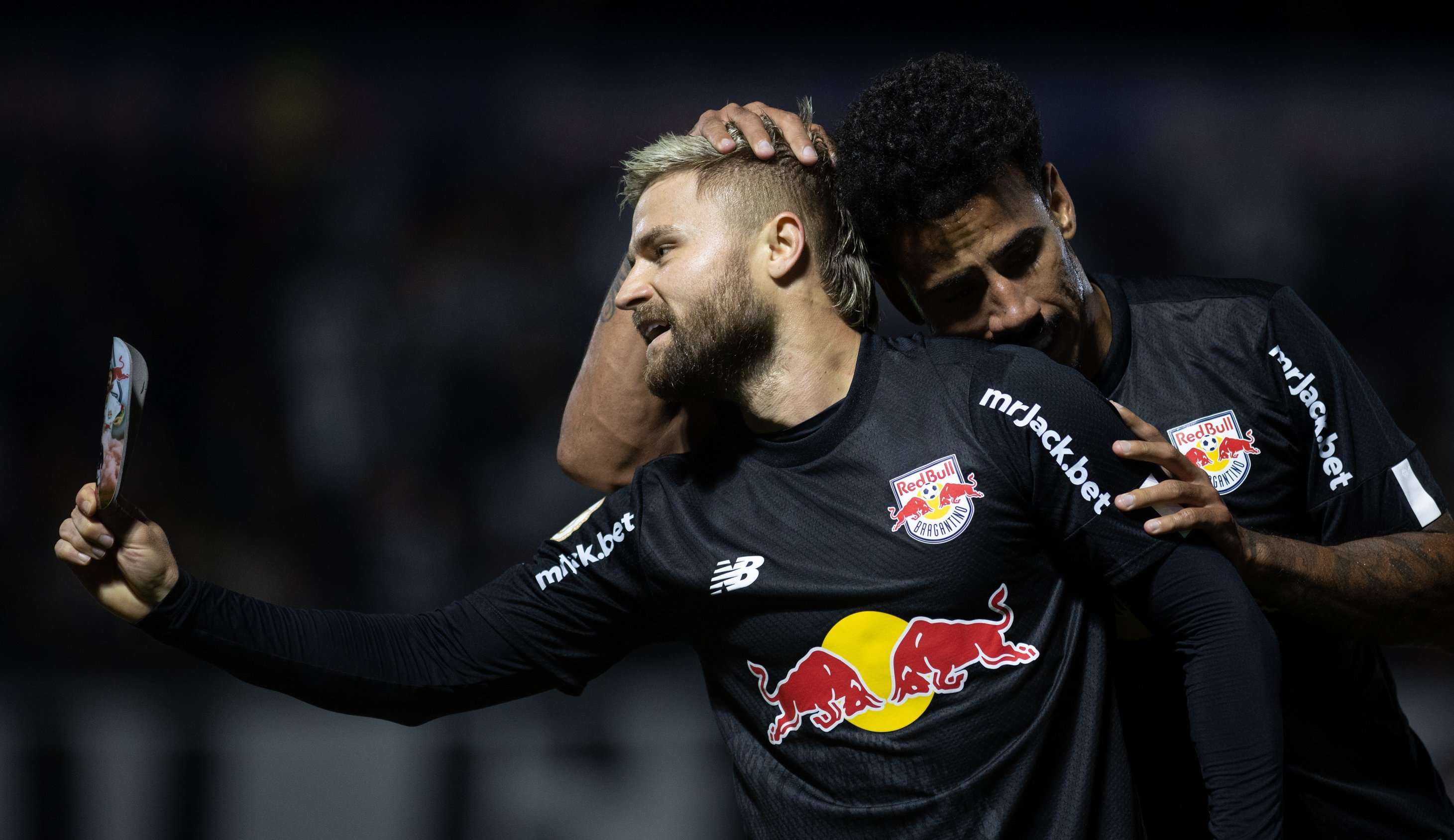 Red Bull Bragantino quebra fase ruim e vence o Athletico