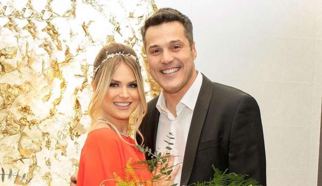 Susana Werner anuncia o fim do casamento de 21 anos com Júlio César