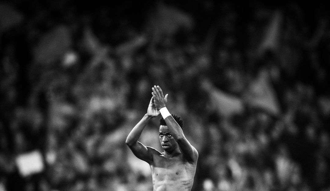 Vini Jr sofre ato de racismo e é expulso na derrota do Real Madrid para o Valencia