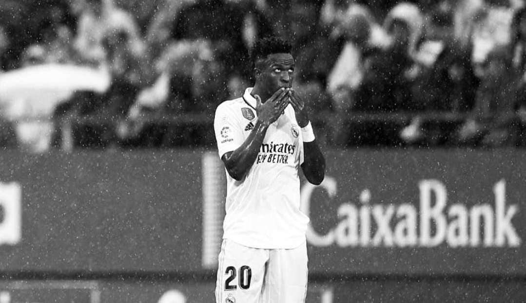 Famosos comentam caso de racismo sofrido por Vinicius Júnior