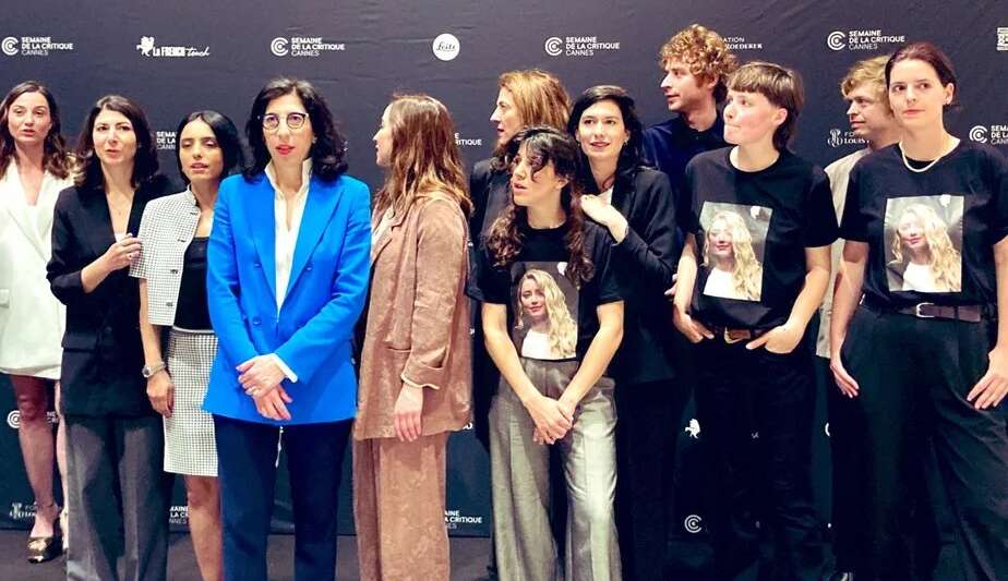 Elenco de “The Rapture” protesta contra Johnny Depp em Cannes