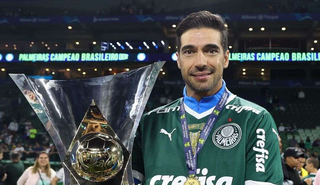 Abel Ferreira é citado por jornal francês como alvo do PSG para a próxima temporada