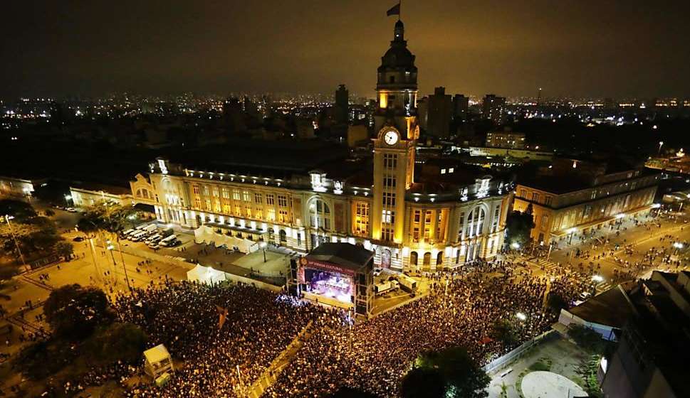 Virada Cultural 2023 terá abertura de Gloria Groove e encerramento de IZA