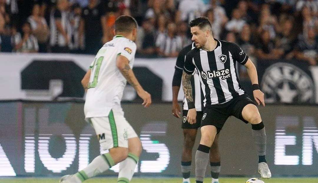 Botafogo recebe o América-MG em busca pelo isolamento na liderança do Brasileirão