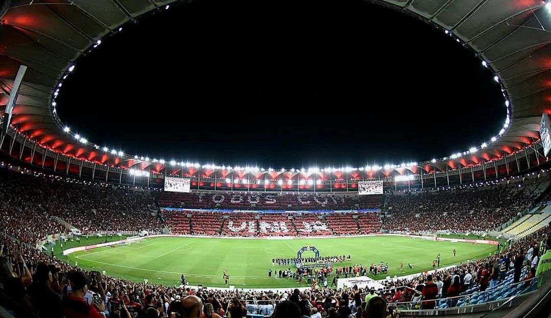 Vinícius Júnior agradece apoio do Flamengo e declara amor eterno ao clube