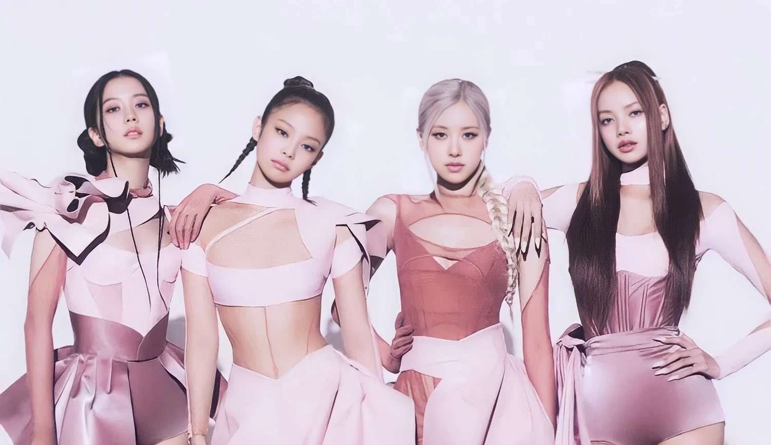 BLACKPINK se torna grupo feminino com turnê mais lucrativa da história